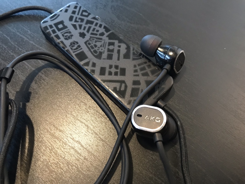akg earbuds with phone
