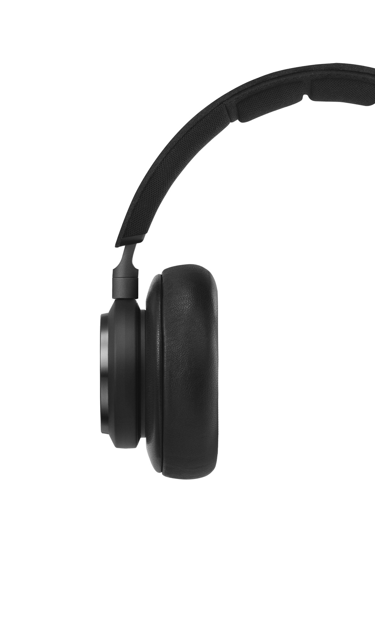 beoplay h9 headphones profile view