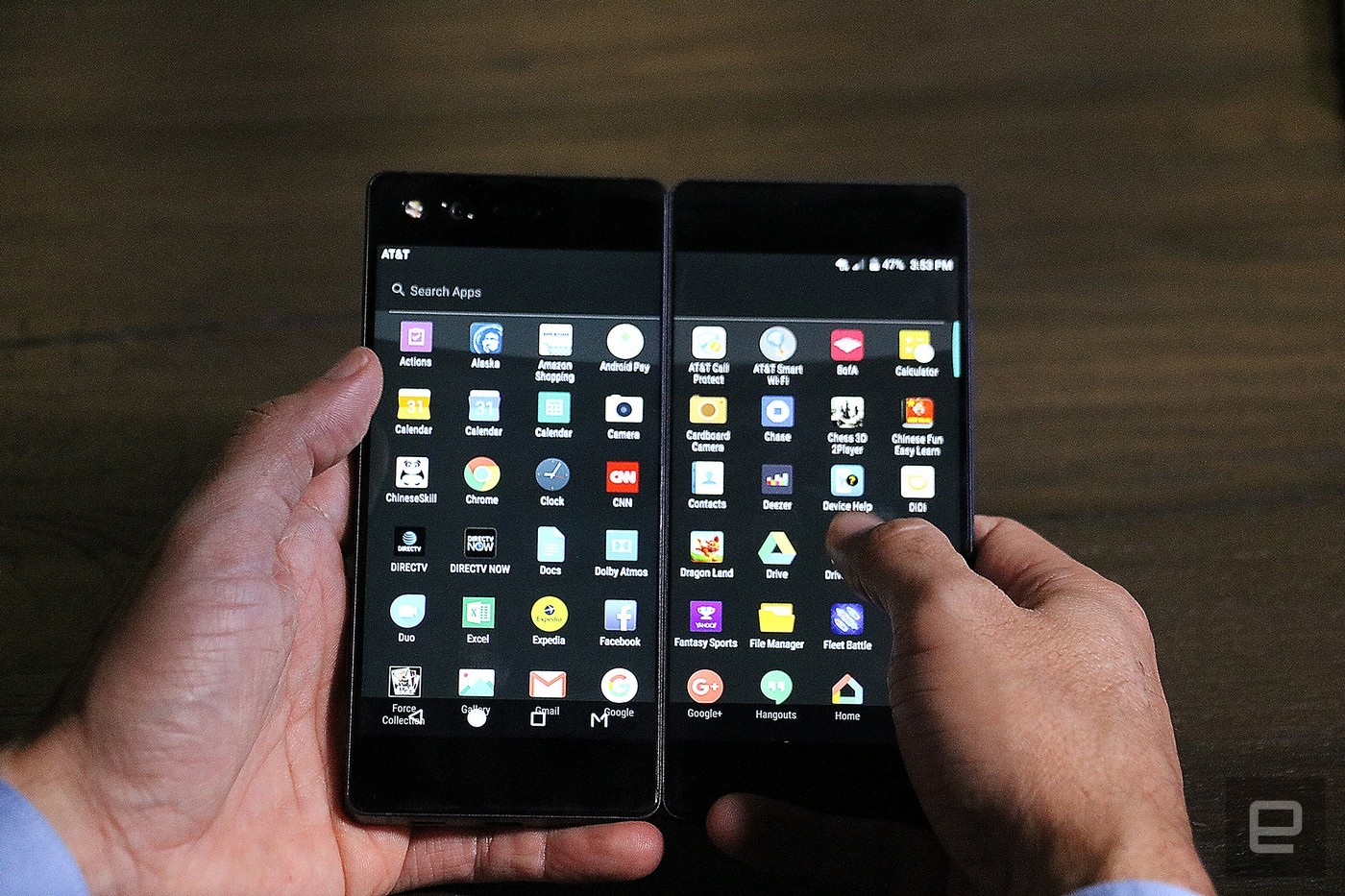 dual screen smartphone apps