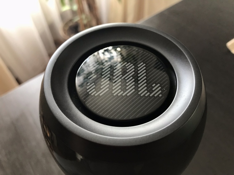 jbl speaker top view