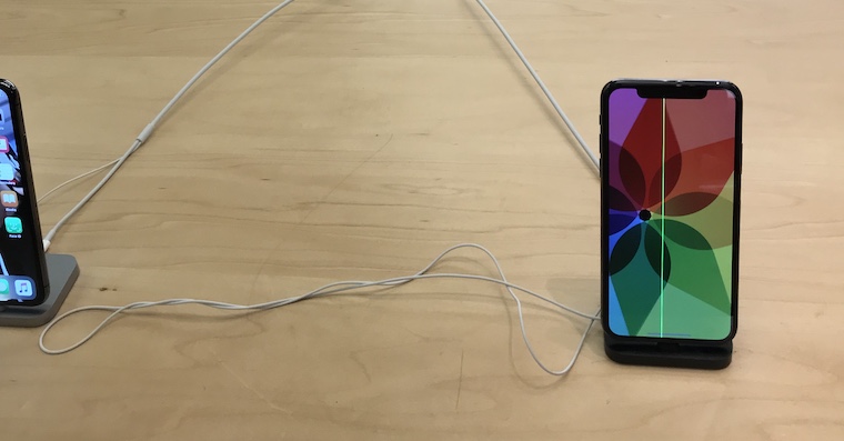 iPhone X green line Apple Store FB iPhone X green line Apple Store FB