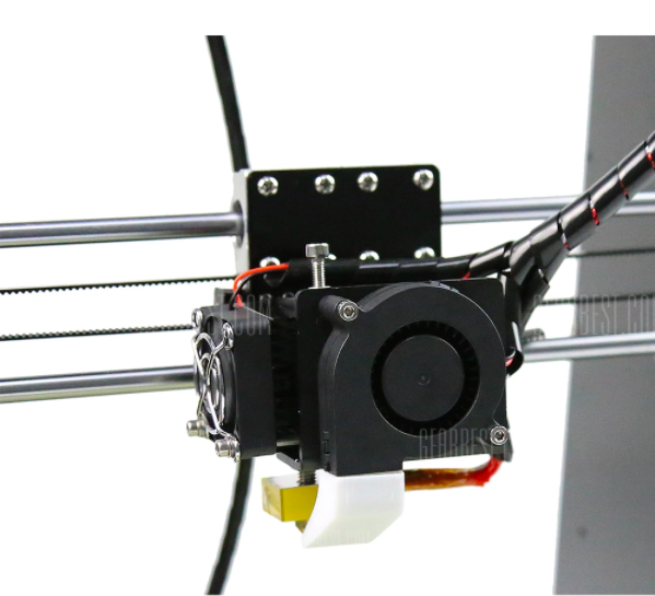 3d printer extruder closeup