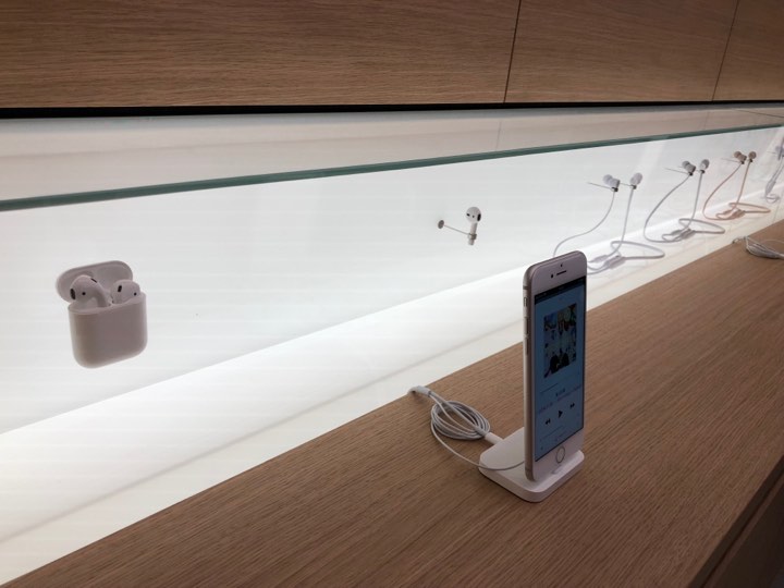 apple store airpods iphone display