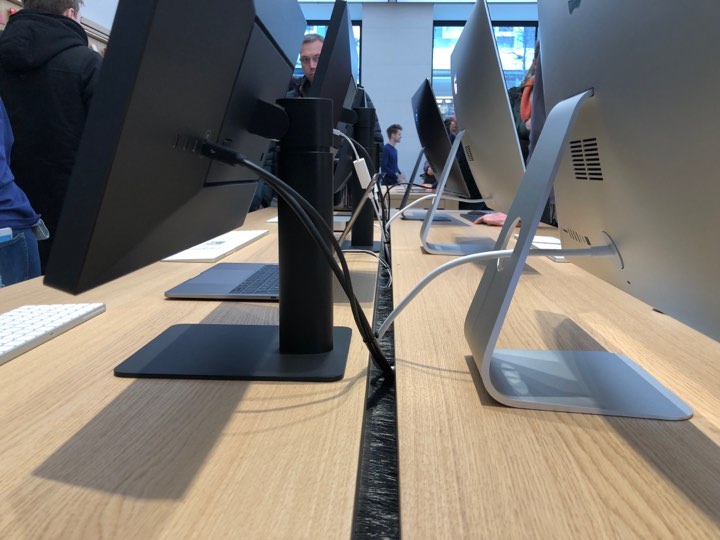 computers on display table