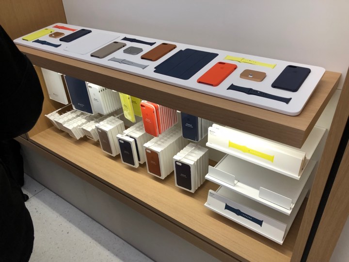 phone case display shelf