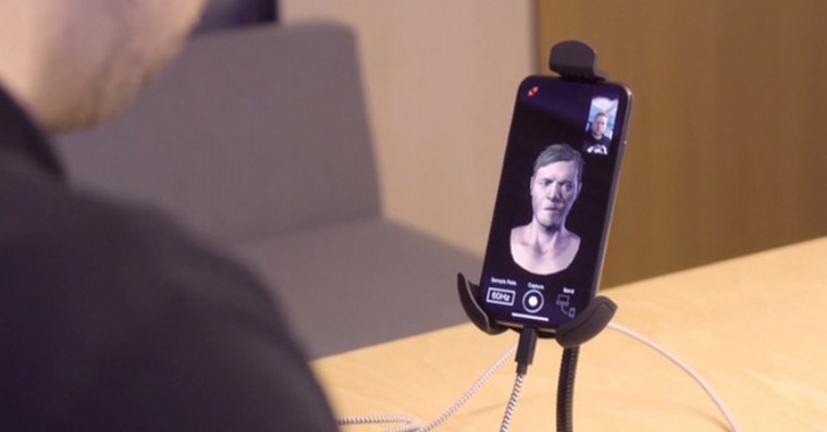 video call smartphone stand
