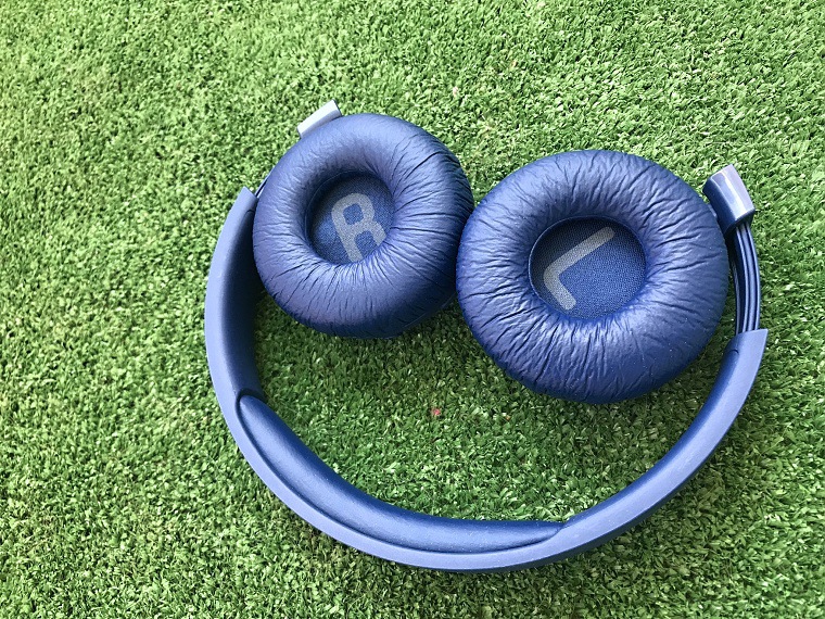 headphones ear cushions