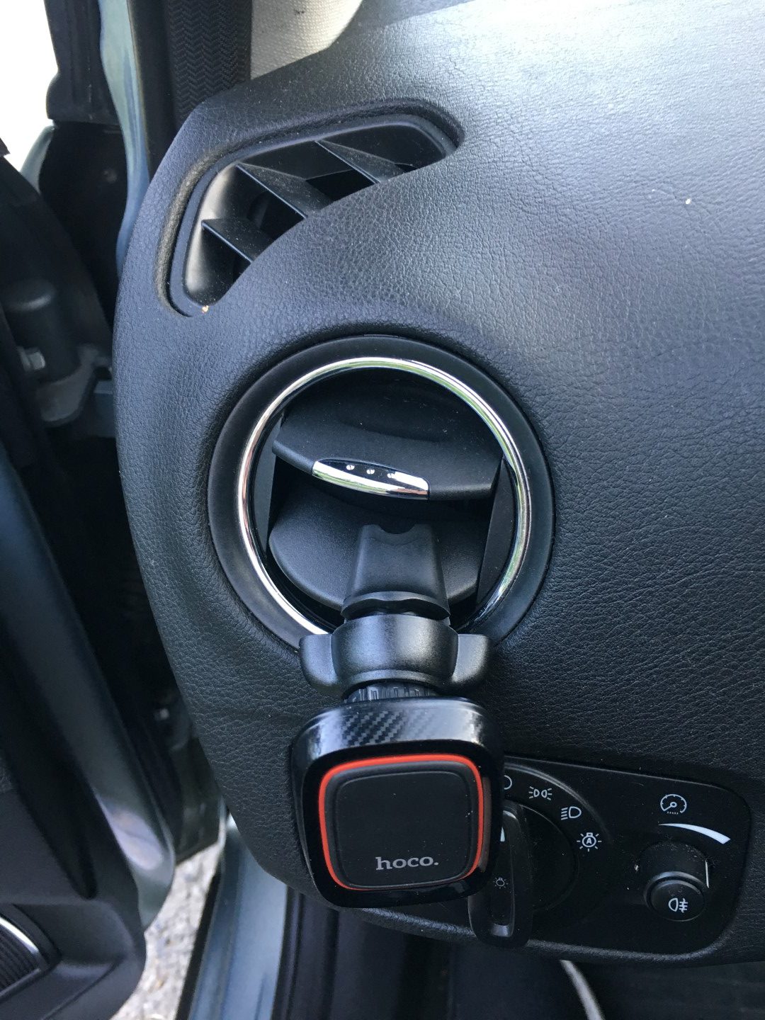 drzaky ipouzdro (11)