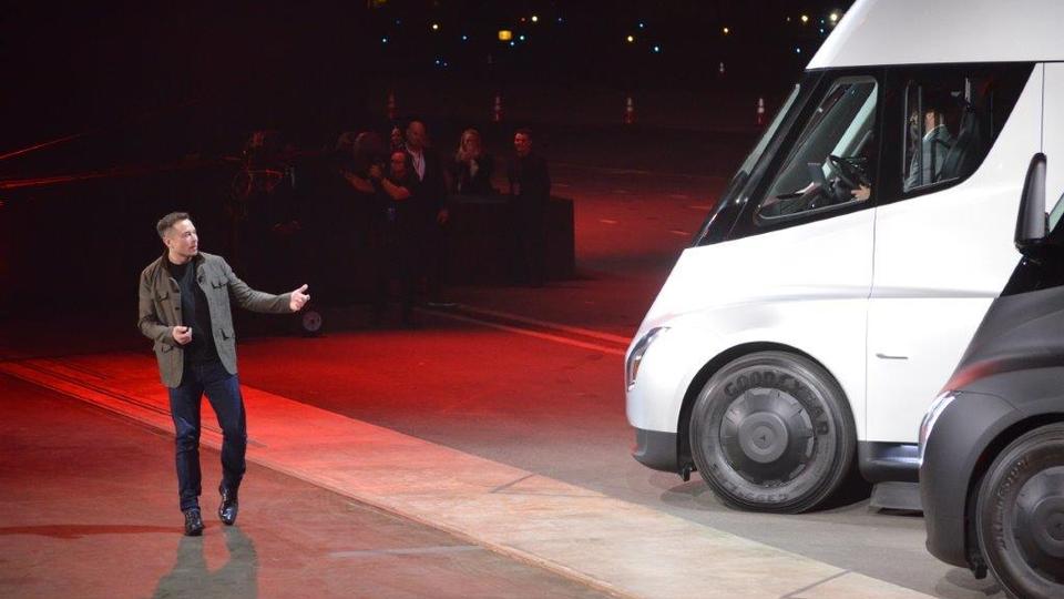 truck presentation event