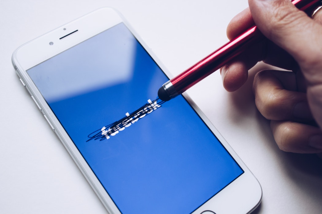 Facebook Unsplash Facebook Unsplash