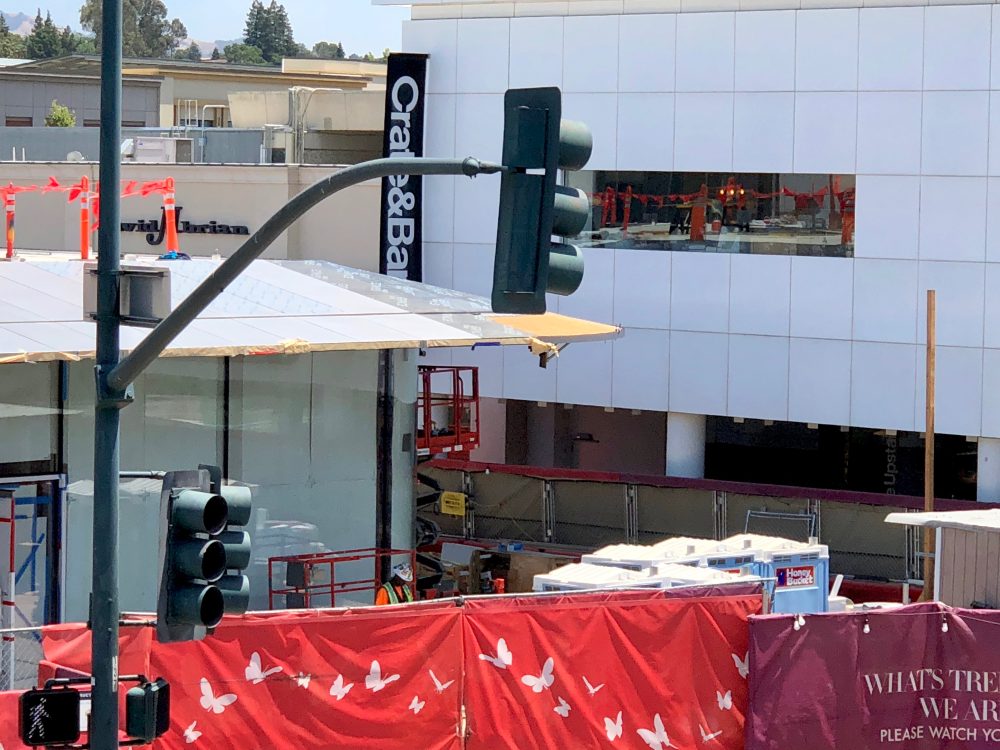 traffic light near construction