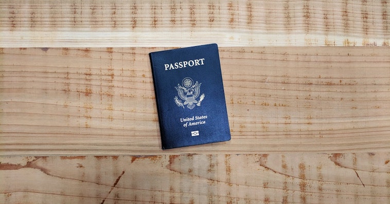 Passport fb Unsplash
