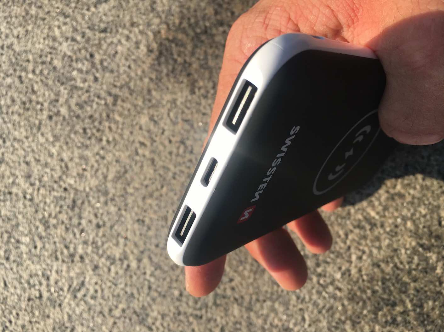 portable charger hand