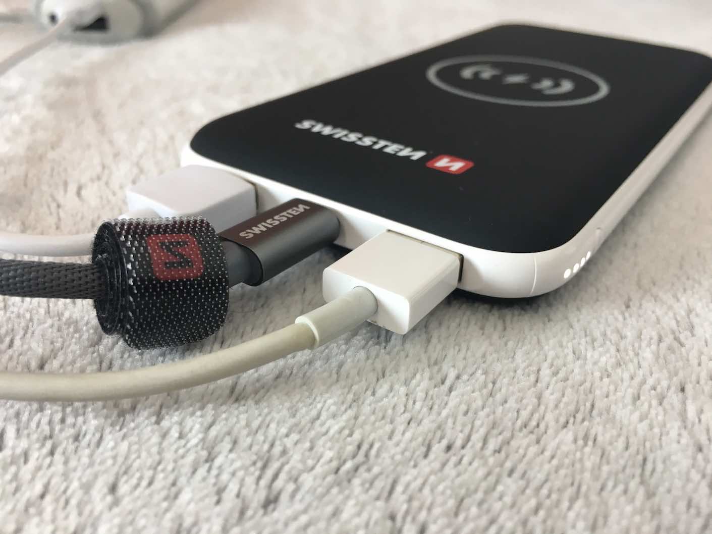 wireless power bank with cables wireless power bank with cables