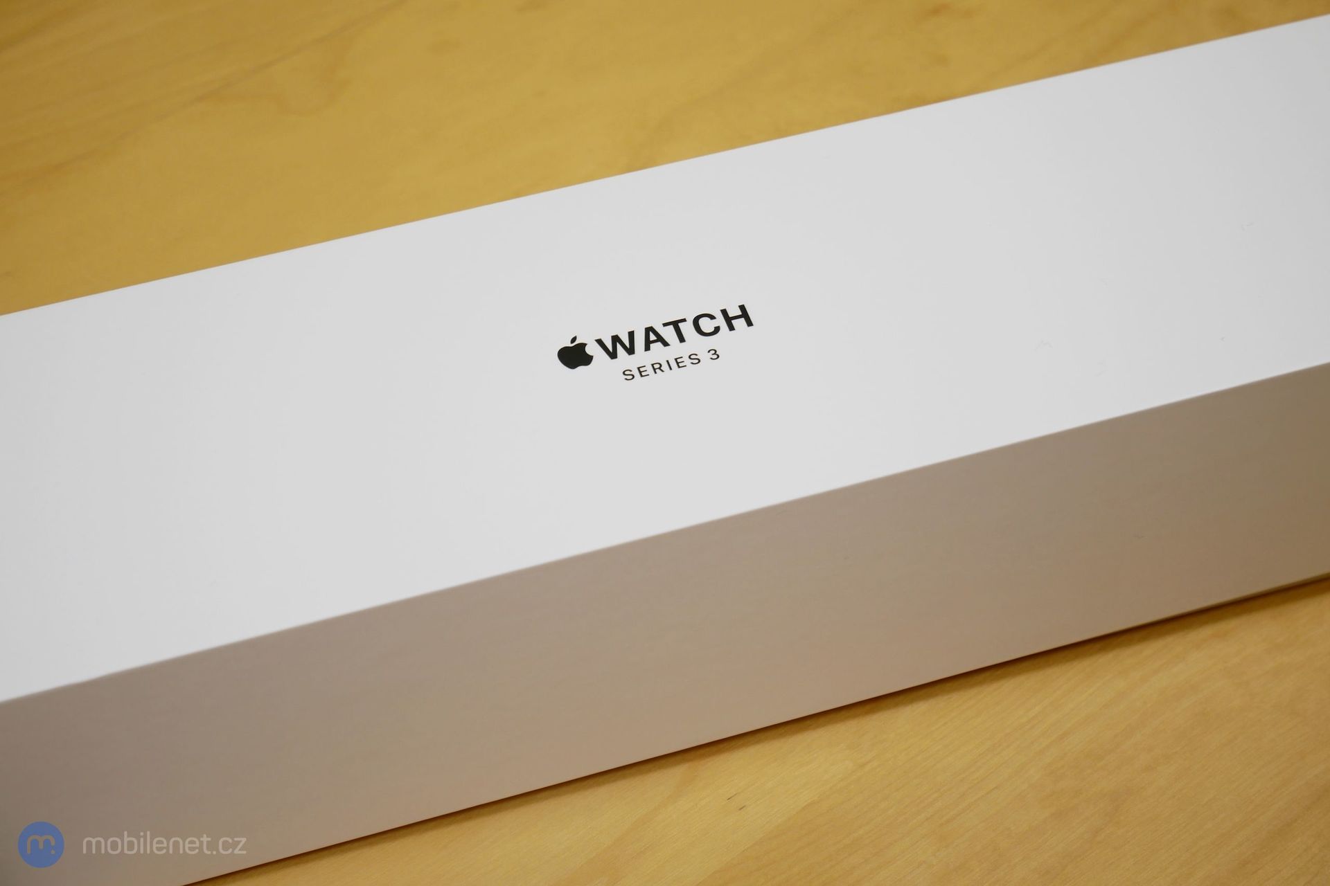 apple watch series 3 box
