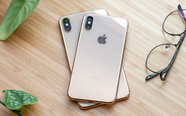 iphone xs max 4