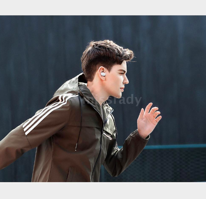 man running with earbud