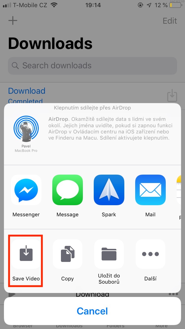 Jak stáhnout libovolné video z iOS aplikace Facebooku do iPhonu Letem
