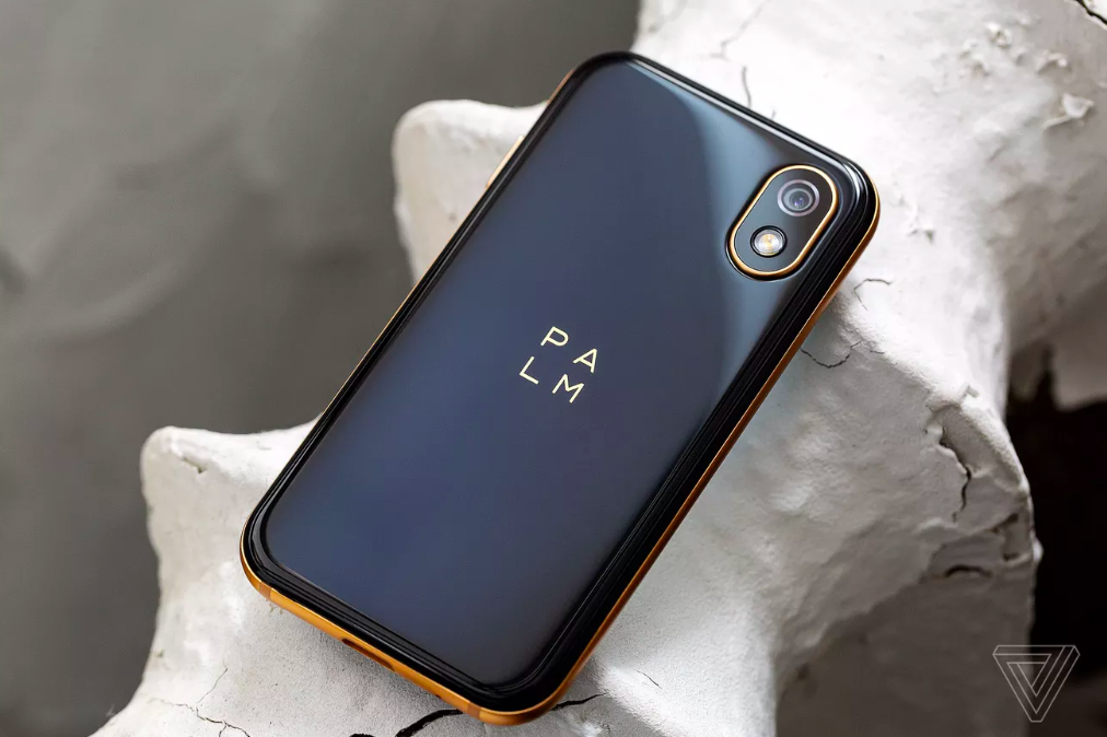 palm smartphone back