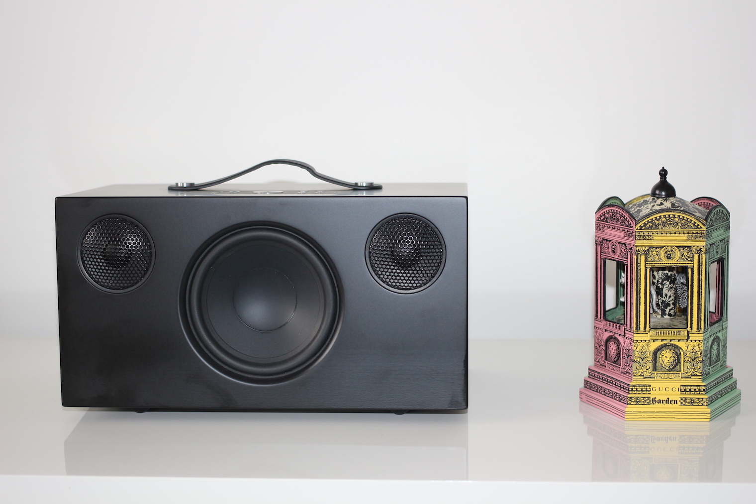 front view speaker colorful ornament