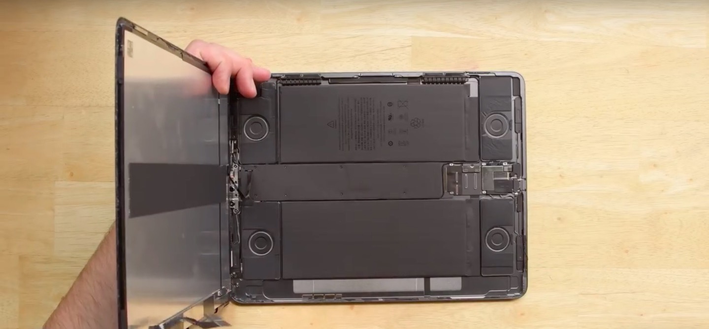 tablet cable disconnection