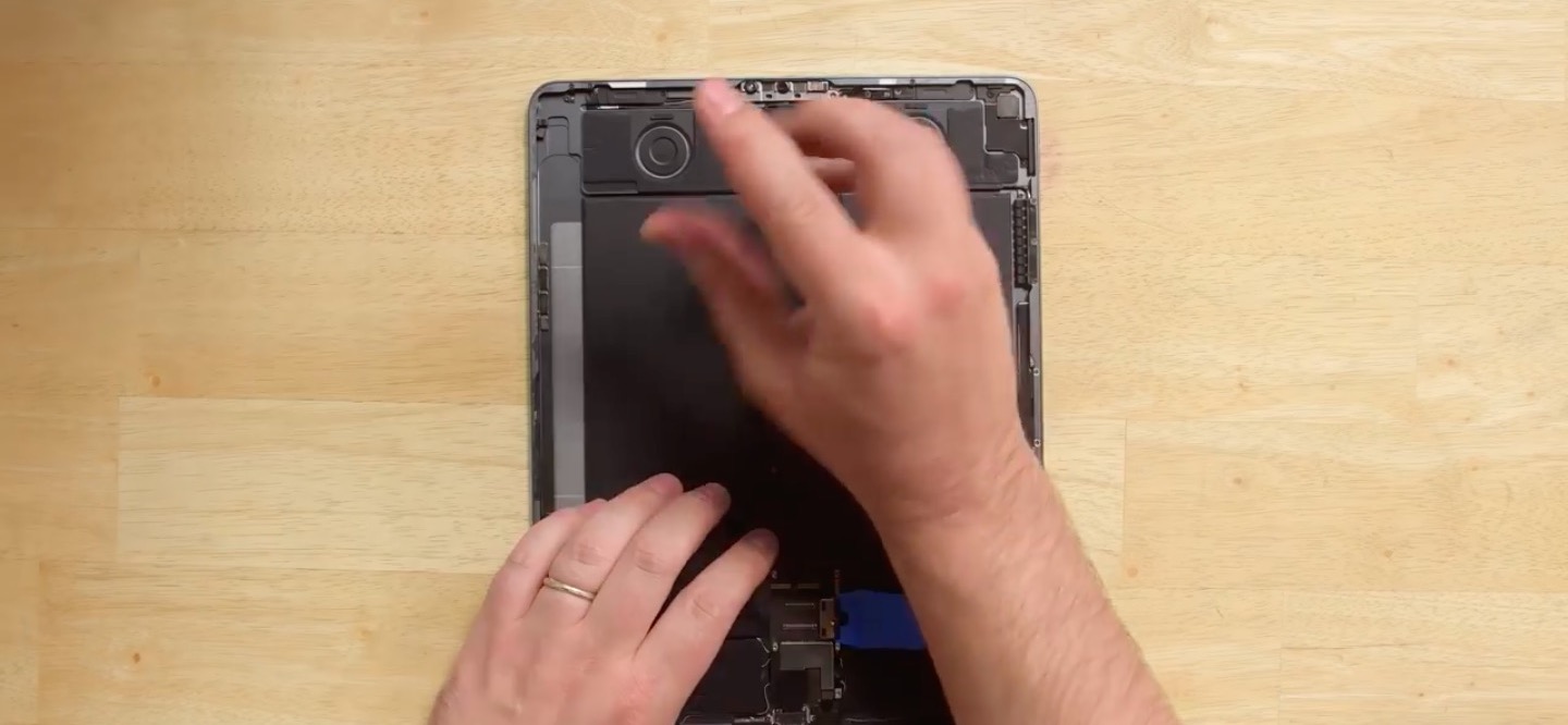 tablet internal component