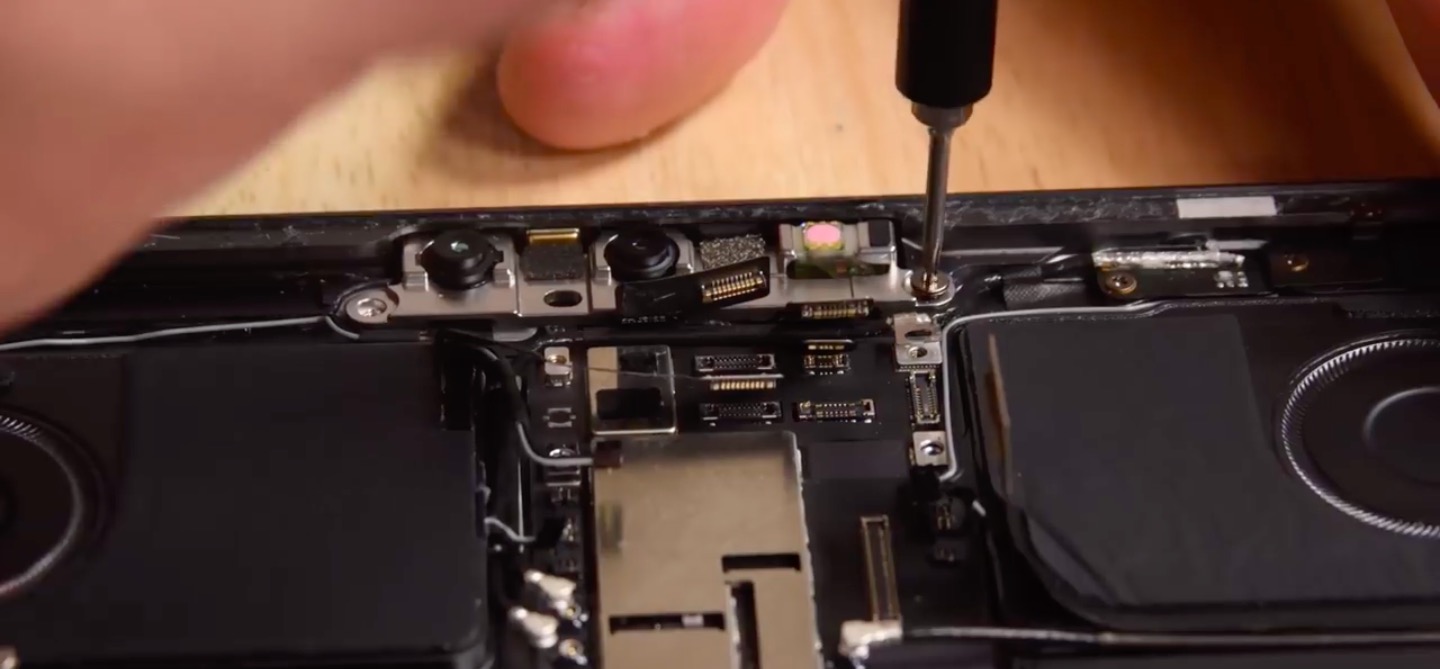 tablet internal screw