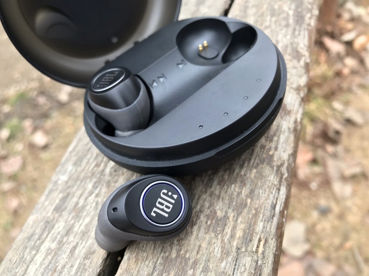 JBL Free (7) JBL Free (7)
