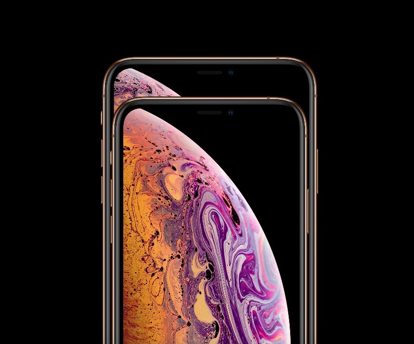 iphone xs and xs max front view