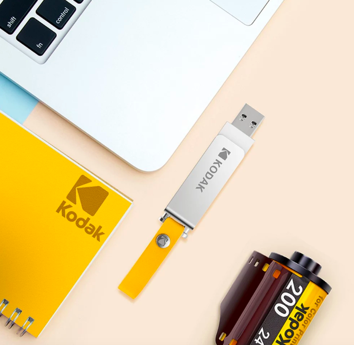 kodak usb drive and notebook