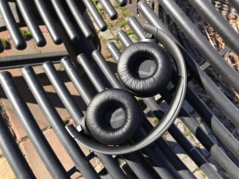 headphones control buttons closeup