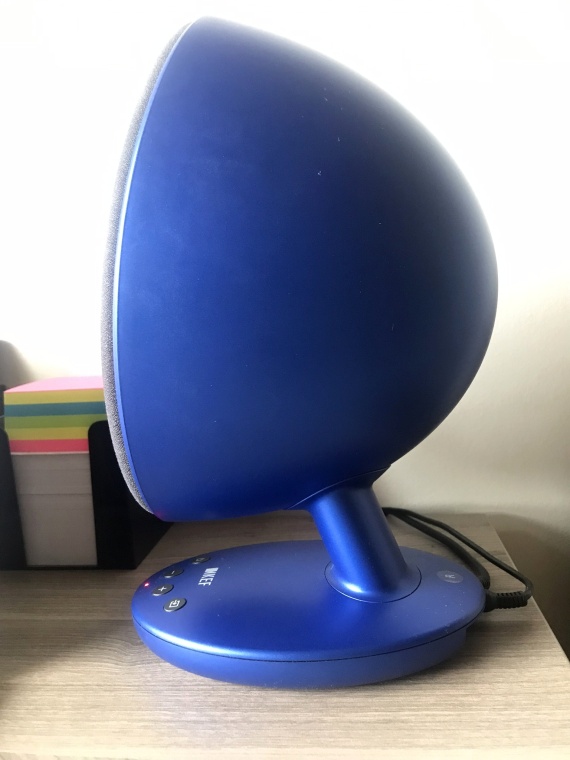 KEF EGG (3) KEF EGG (3)