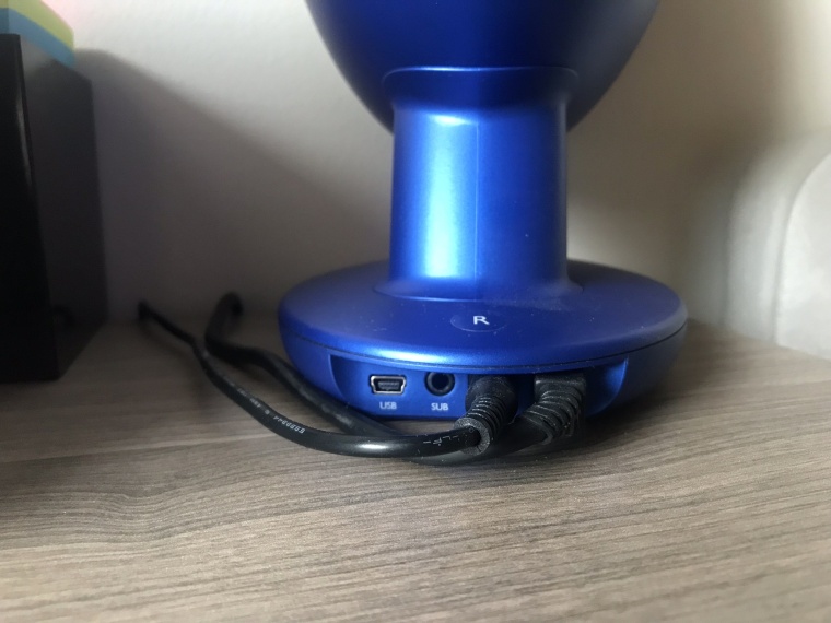 KEF EGG (5) KEF EGG (5)