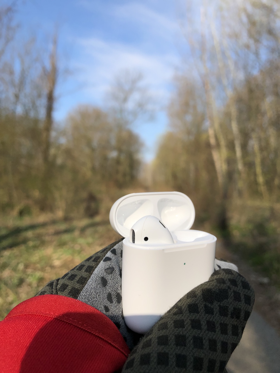airpods-2 AirPods 2