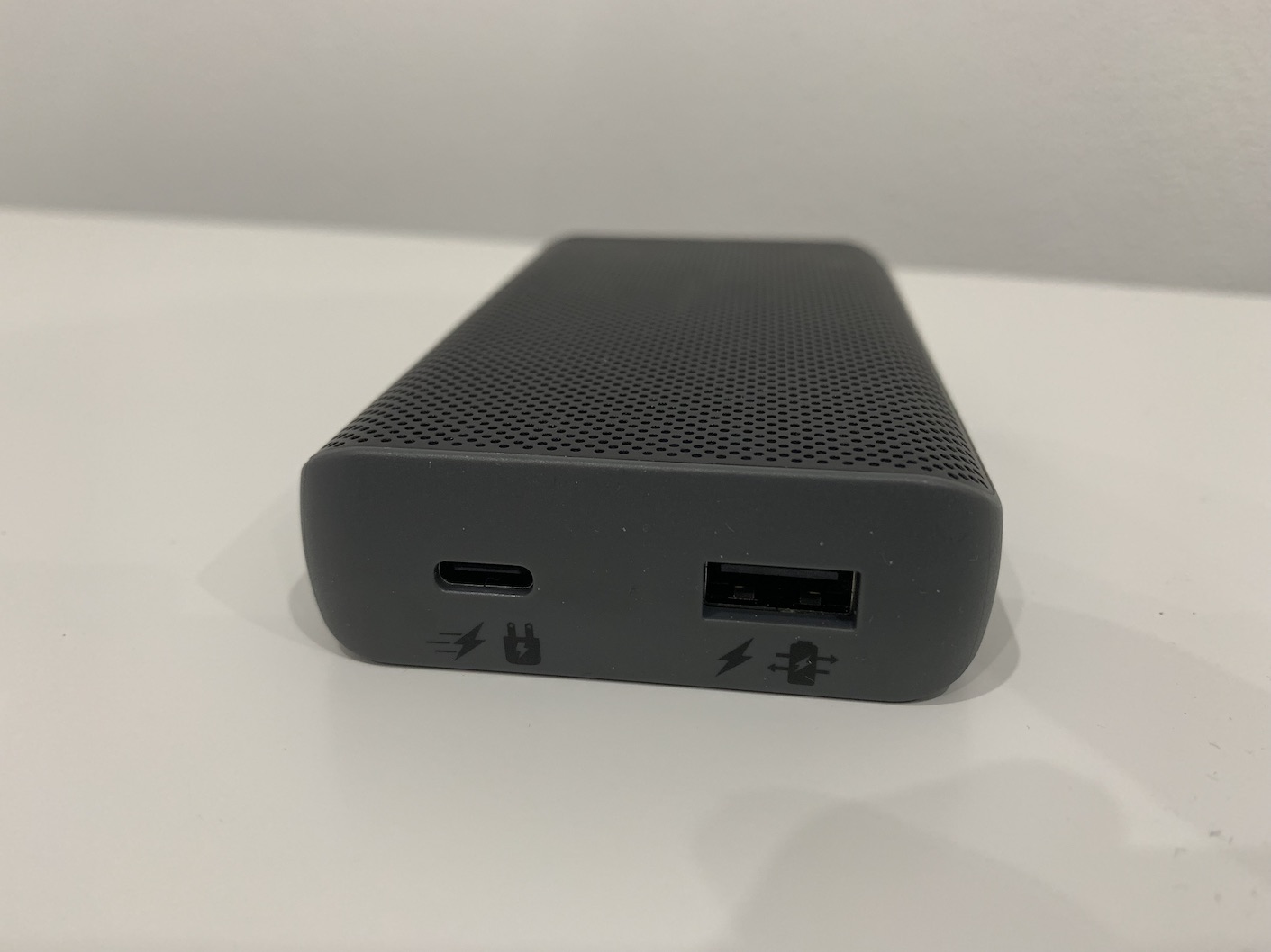 Mophie Powerstation PD XL モバイルバッテリーのレビュー: 美し Mophie Powerstation PD XL モバイルバッテリーのレビュー: 美し