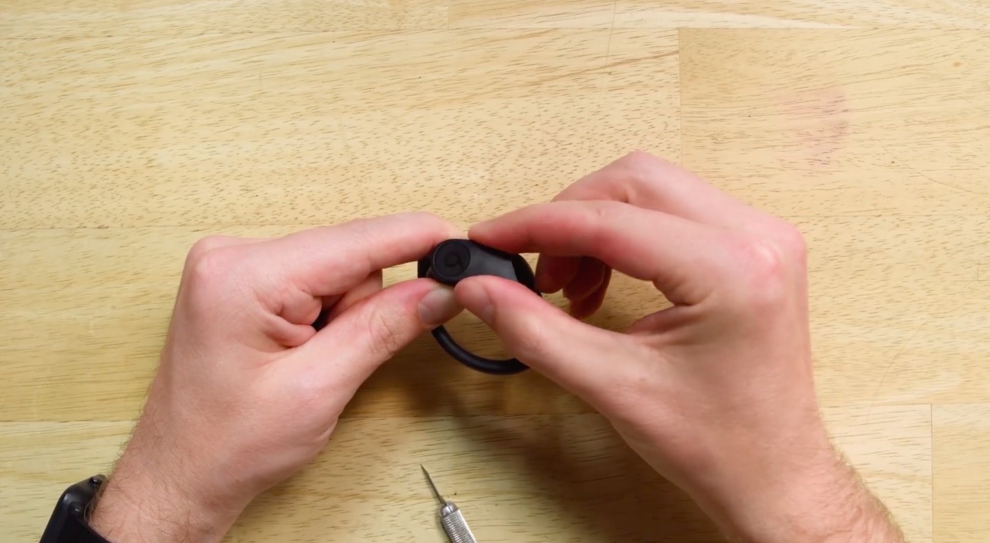 disassembling earbud