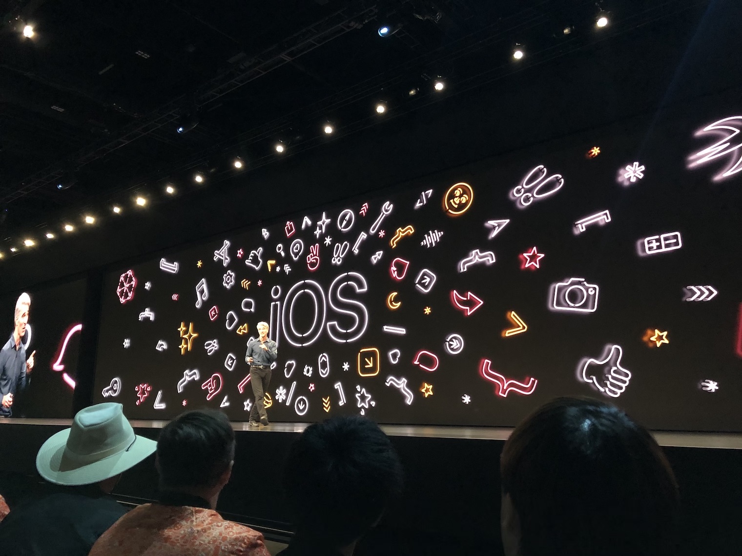 ios presentation stage