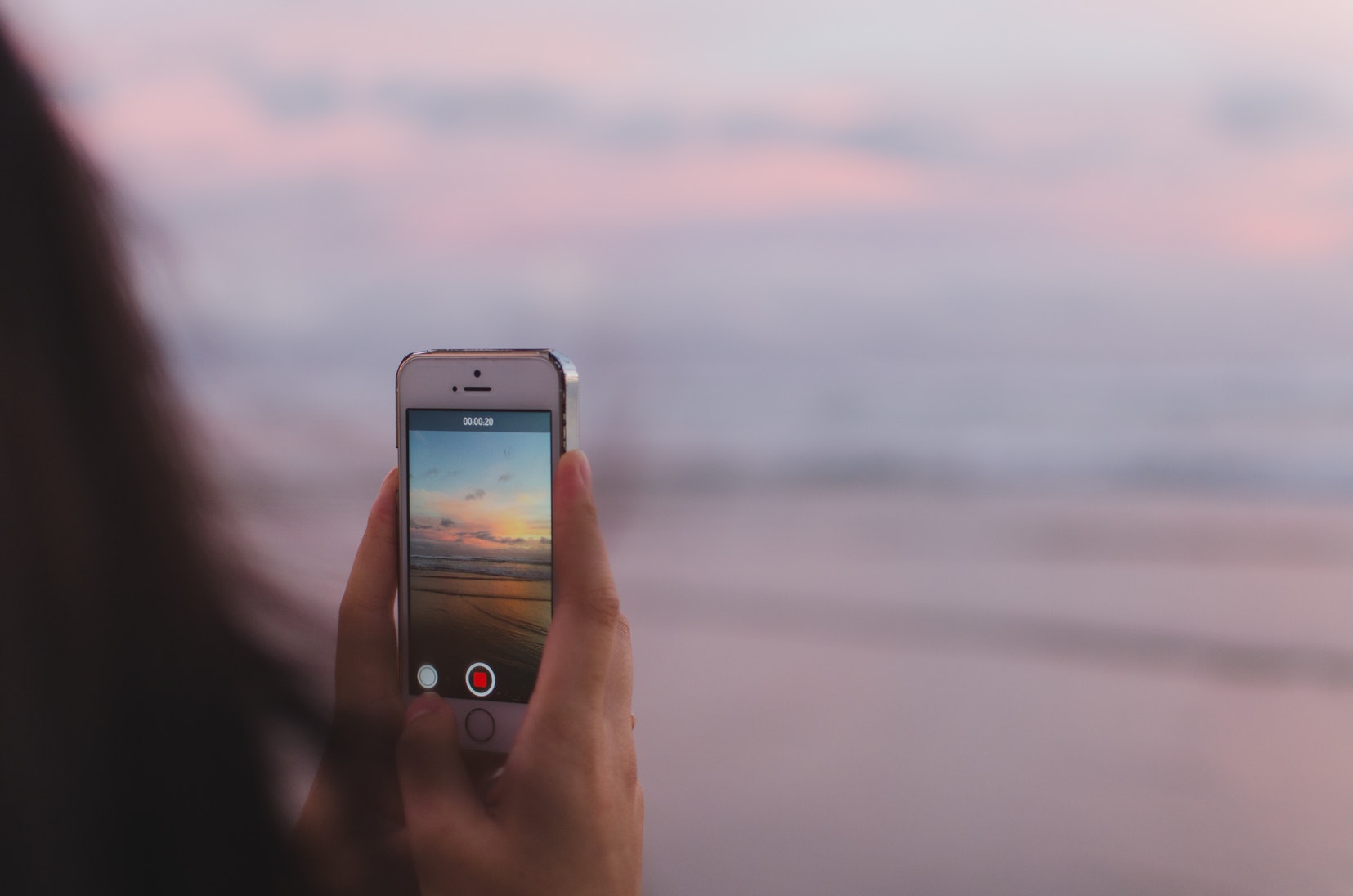 iPhone Beach Unsplash