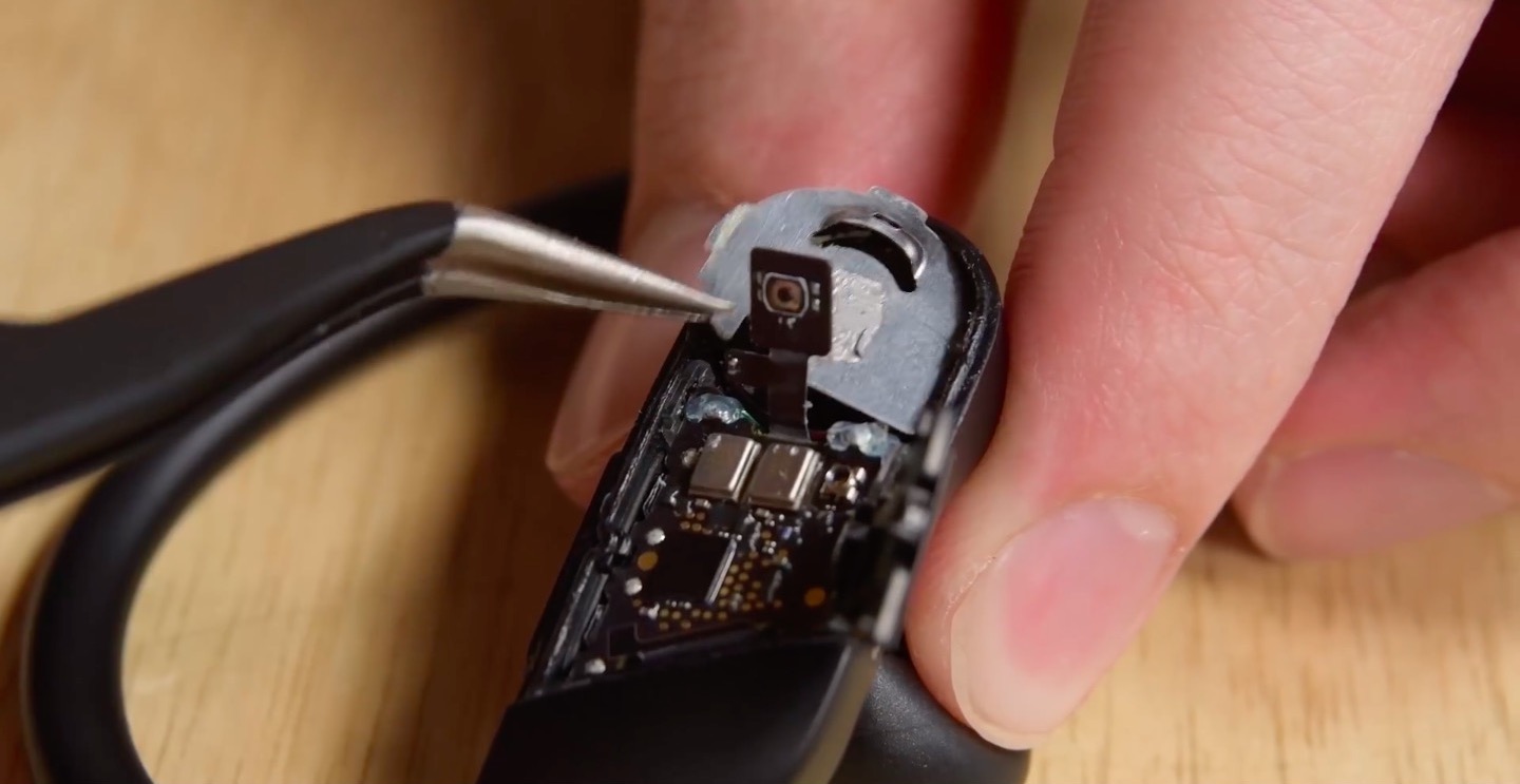 removing component with tool