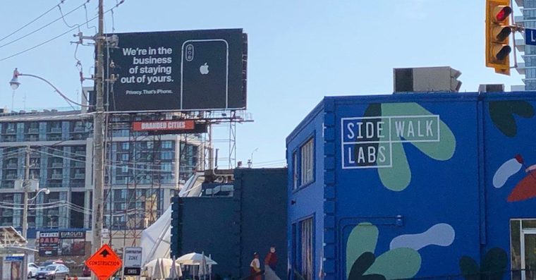 Apple Billboard Privacy fb Apple billboard soukromi