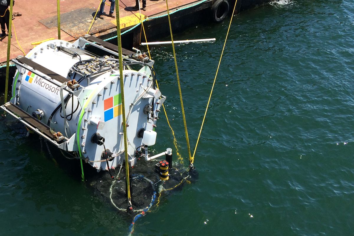 Underwater-data-centers-by-Microsoft Underwater-data-centers-by-Microsoft