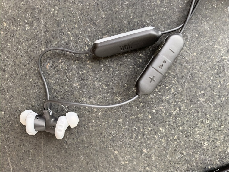 JBL Endurance Run BT (12) JBL Endurance Run BT (12)