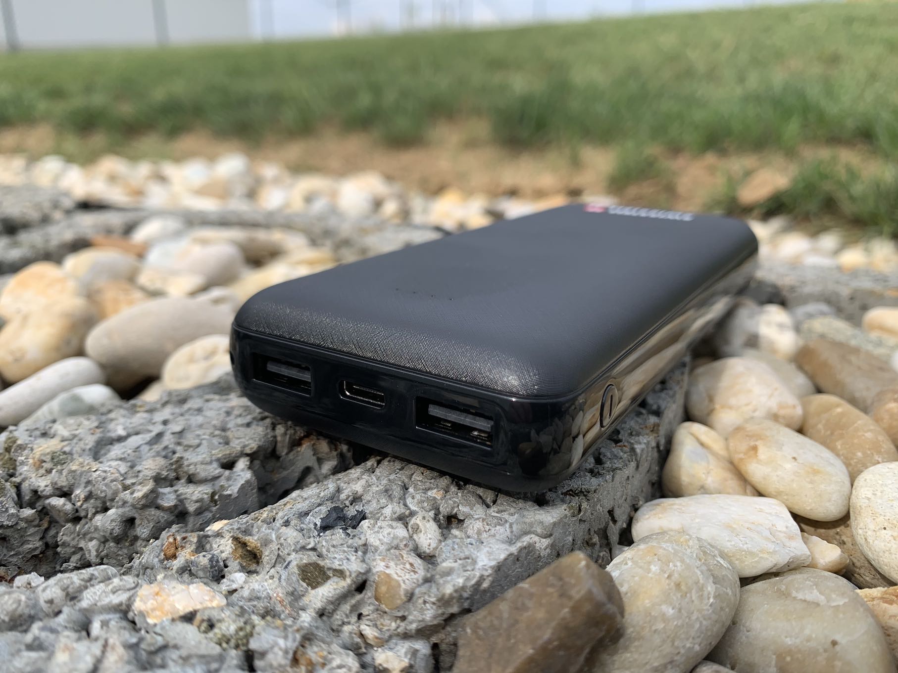 swissten_black_core_20000_1 swissten black core 20000 mah