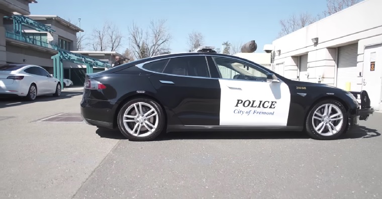 policejni Tesla
