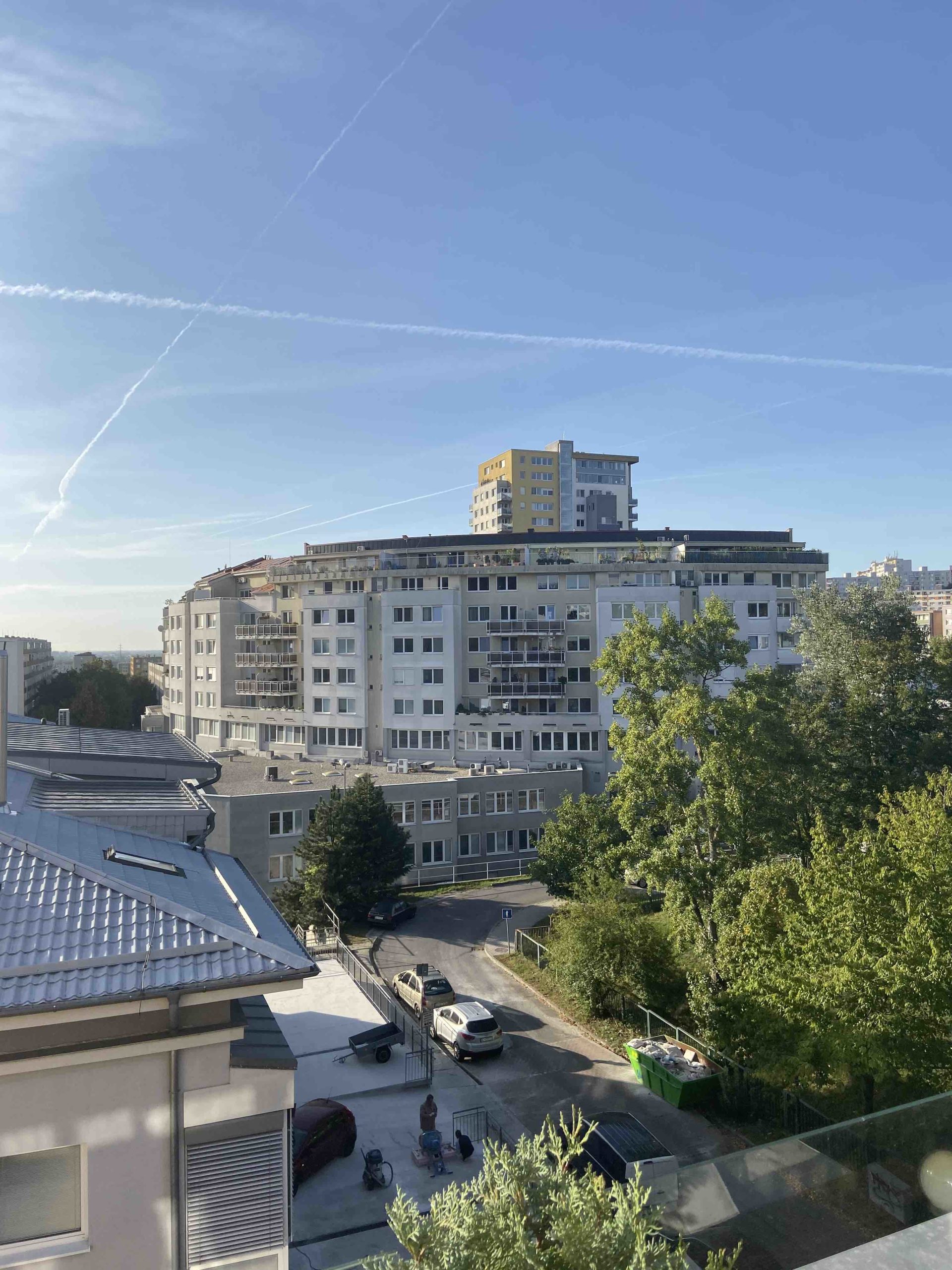 Fotka z iPhonu 11 na sirokouhly objektiv