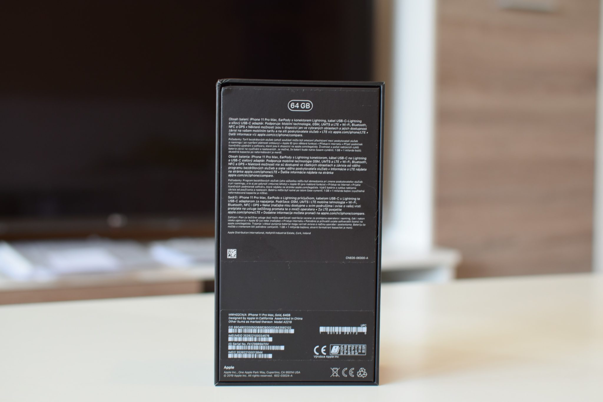 LsA unboxing iPhone 11 Pro Max Letem světem Applem