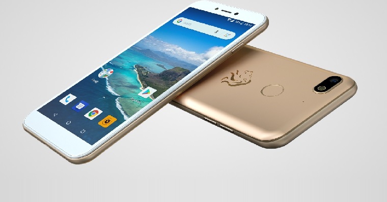 Smartphone Mara vyrobený v Africe