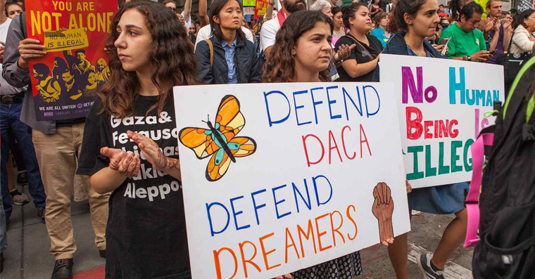 daca_apple_fb daca