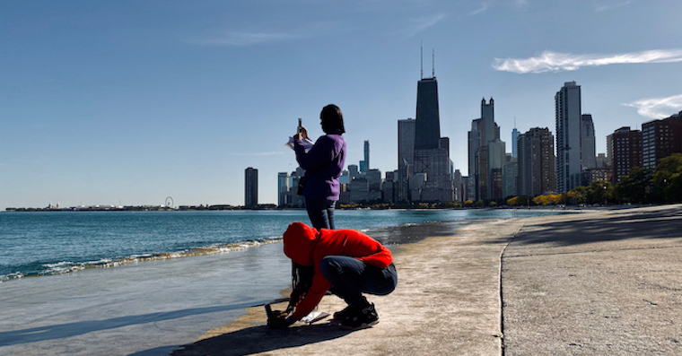 Apple 100cameras spoluprace