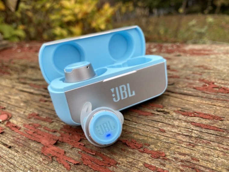 Recenze JBL Reflect Flow L biv univerz ln sluch tka Letem